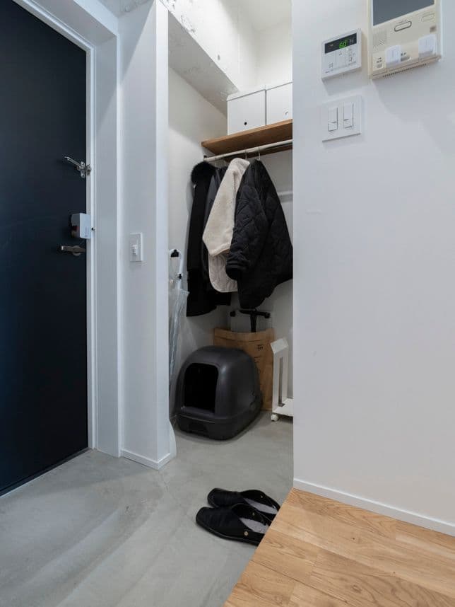 中古マンションのリノベーション後の玄関土間の収納