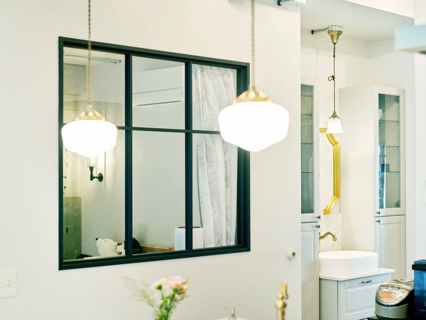 中古マンションのリノベーション後の子ども部屋の室内窓