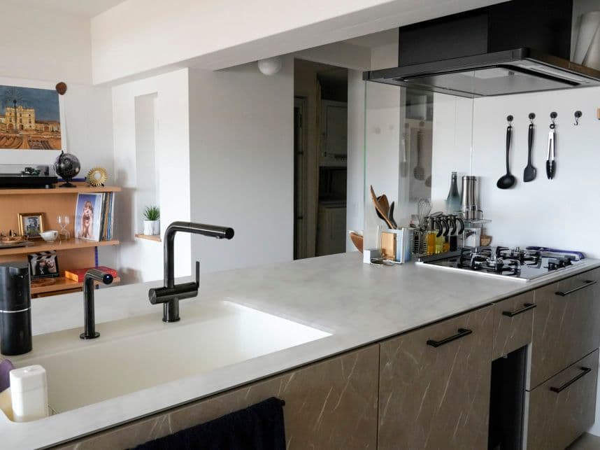 リノベーション後のキッチン