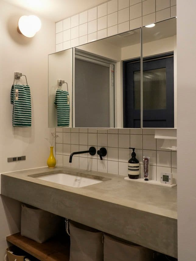 中古マンションのリノベーション後の洗面台