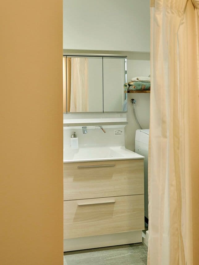 中古マンションのリノベーション後の洗面台