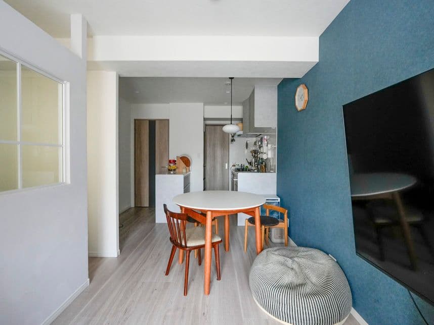 中古マンションのリノベーション後のダイニングとキッチン