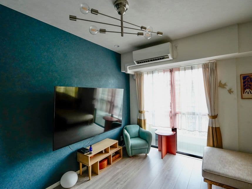 中古マンションのリノベーション後のリビングの壁