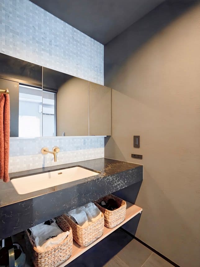 中古マンションのリノベーション後の洗面台