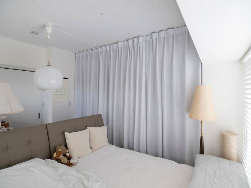 中古マンションのリノベーション後の寝室と収納