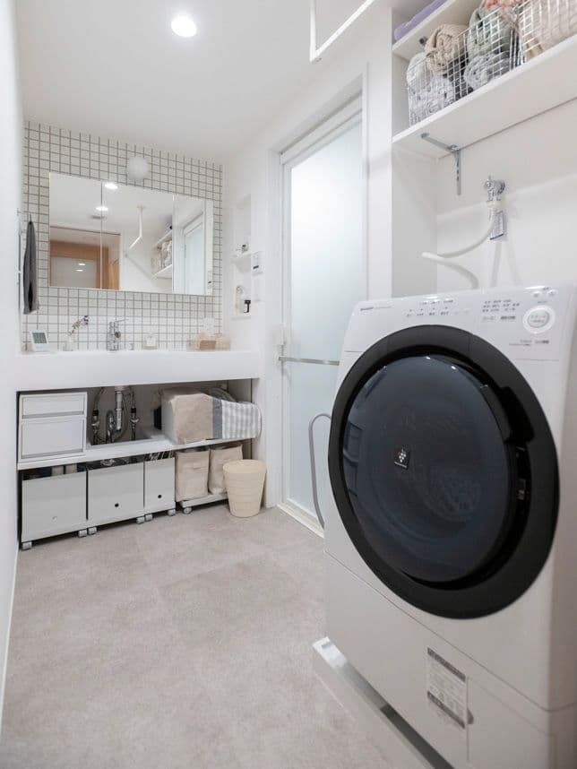 中古マンションのリノベーション後の洗面室