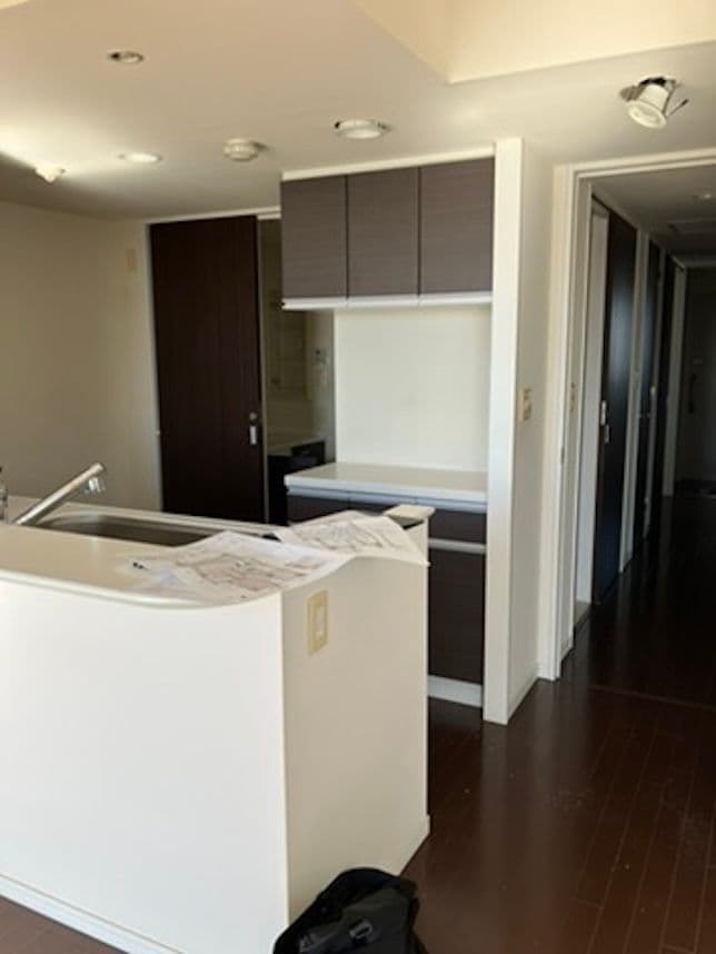 中古マンションのリノベーション前のキッチン