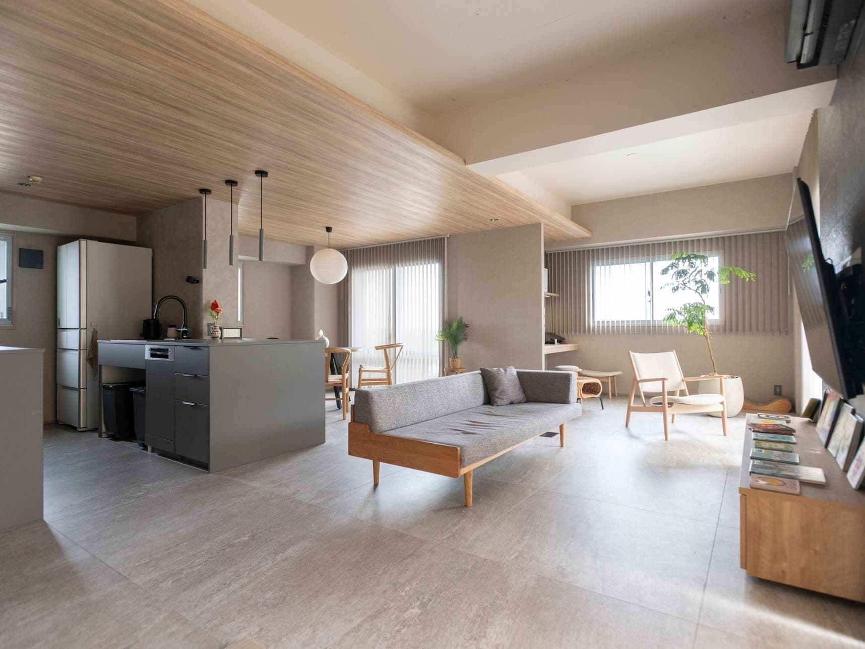 中古マンションのリノベーション後のリビングダイニングキッチン