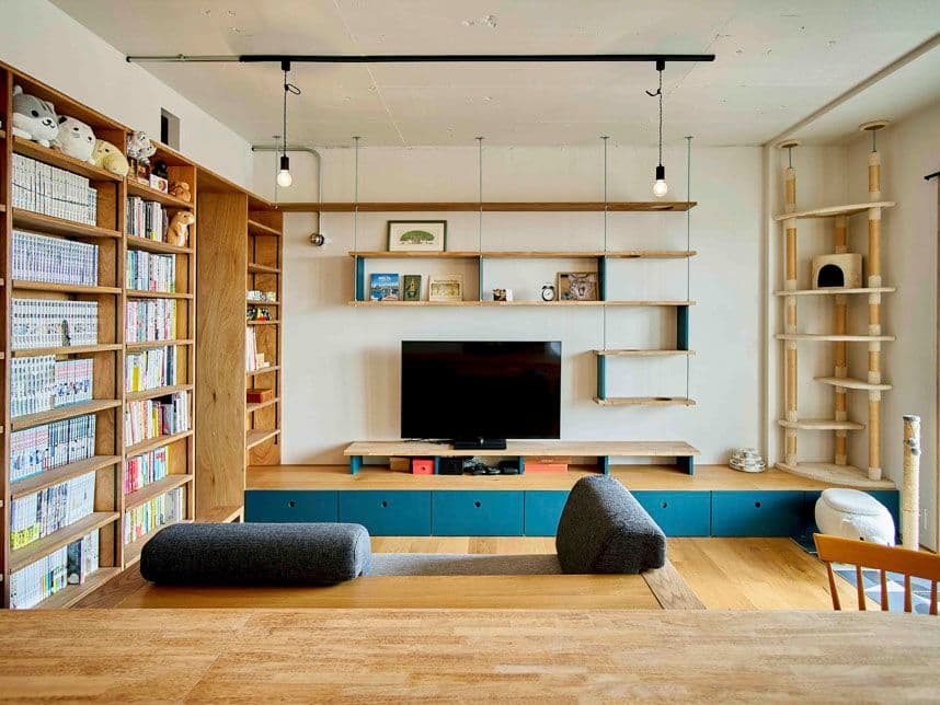 中古マンションのリノベーション後のリビングのキャットタワー