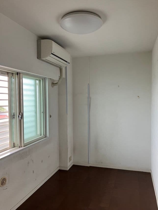 中古マンションのリノベーション前の洋室